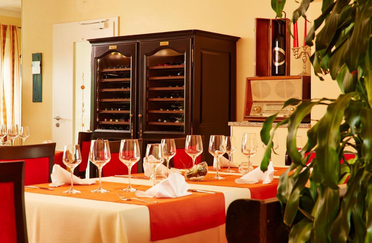 Hotel Restaurant Da Vinci Lahr  Exteriör bild